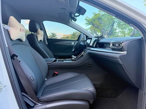 2026 Geely Emgrand III, белый, 1190000 рублей - вид 14