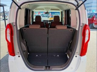 2023 Honda N-BOX II Рестайлинг, белый, 905000 рублей, вид 5