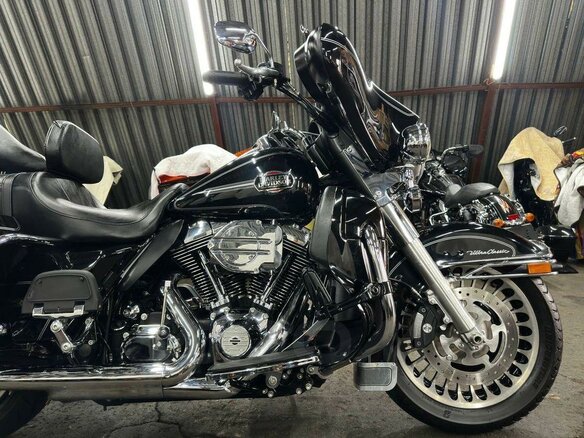 2012 Harley-Davidson Electra Glide, чёрный, 1120000 рублей - вид 14