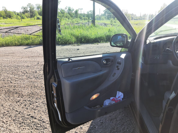2007 Chrysler Voyager IV Рестайлинг, чёрный, 1800000 рублей - вид 15