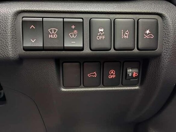 2022 Mitsubishi Eclipse Cross I Рестайлинг, белый, 1810000 рублей - вид 15