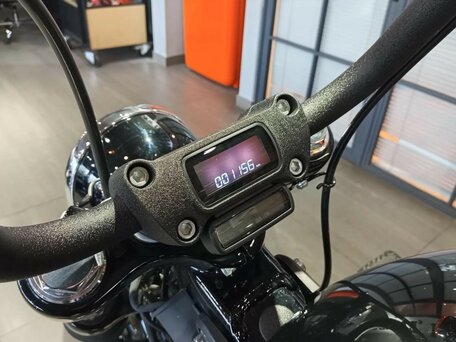 2021 Harley-Davidson Street Bob, чёрный, 1830000 рублей, вид 5