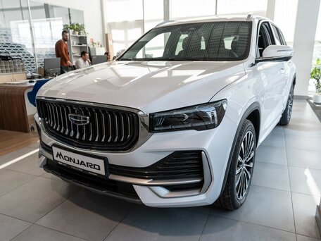 2026 Geely Monjaro I Рестайлинг, белый, 4954990 рублей, вид 3
