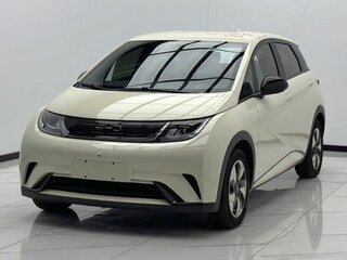 2025 BYD Dolphin 44.9 kWh I, бежевый, 1930000 рублей, вид 3