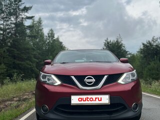 2018 Nissan Qashqai II, красный, 1380000 рублей, вид 2