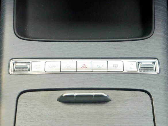 2026 Geely Preface I, чёрный - вид 19