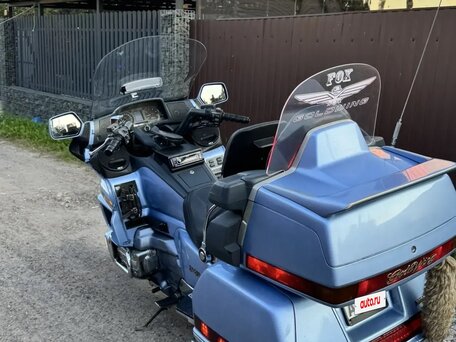 1990 Honda GL 1500 Gold Wing, голубой, 650000 рублей, вид 2