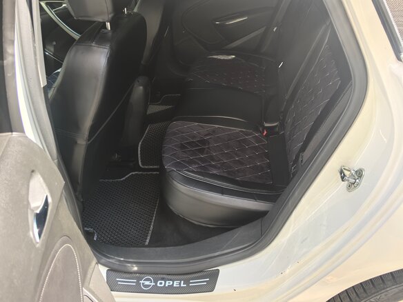2011 Opel Astra J, белый, 650000 рублей - вид 5