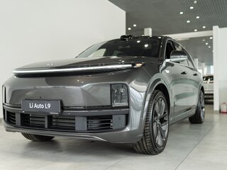 2024 Li Auto (Lixiang) L9 52.3 kWh I Рестайлинг, серебристый, 8900000 рублей, вид 1