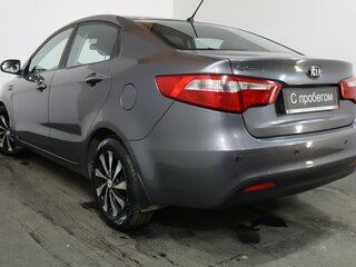 2014 Kia Rio 6-speed III, серый, 749000 рублей, вид 4