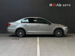 2018 Volkswagen Jetta VI Рестайлинг, бежевый, 1080000 рублей, вид 4