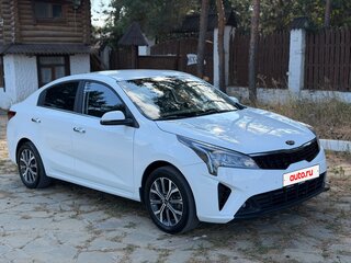 2020 Kia Rio IV Рестайлинг, белый, 1799999 рублей, вид 3