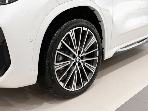 2026 BMW X1 25Li xDrive III (U11/U12), белый - вид 13