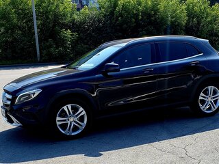 2014 Mercedes-Benz GLA 200 I (X156), фиолетовый, 1550000 рублей, вид 4