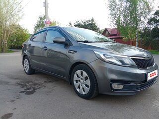 2016 Kia Rio III Рестайлинг, серый, 870000 рублей, вид 4