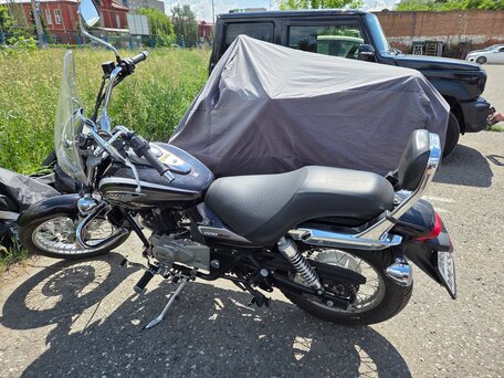2023 Bajaj Avenger, чёрный, 190000 рублей, вид 2