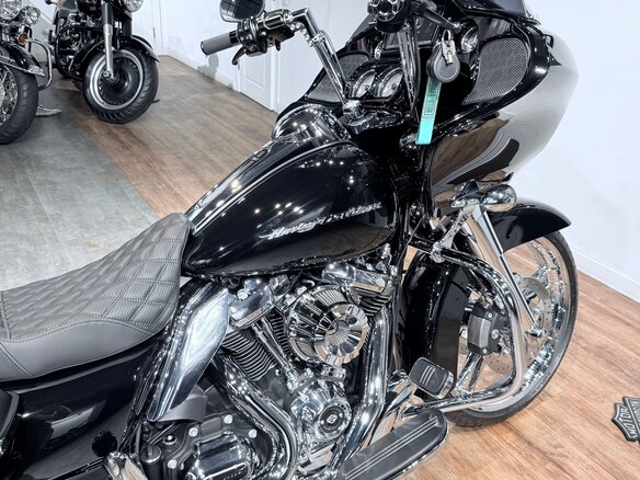 2017 Harley-Davidson Road Glide Special, чёрный, 1899000 рублей - вид 15