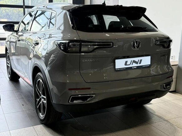 2025 Changan UNI-S I, серый, 3179900 рублей - вид 13