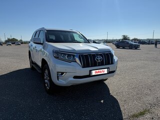 2020 Toyota Land Cruiser Prado 150 Series Рестайлинг 3, белый, 6240000 рублей, вид 2