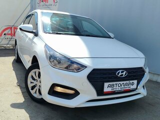 2019 Hyundai Solaris II, белый, 979000 рублей, вид 4