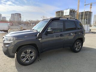2022 Lada (ВАЗ) Niva Travel I, серый, 1100000 рублей, вид 5