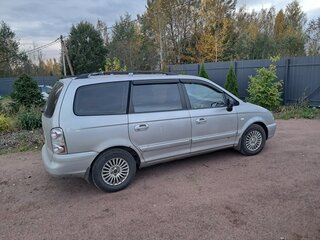 2006 Hyundai Trajet I Рестайлинг, серебристый, 490000 рублей, вид 2
