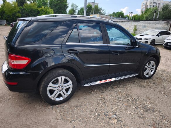 2010 Mercedes-Benz M-Класс 350 II (W164) Рестайлинг, чёрный, 970000 рублей - вид 9