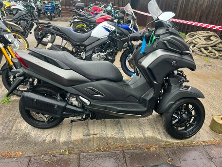 2021 Yamaha Tricity, серый, 550000 рублей, вид 4