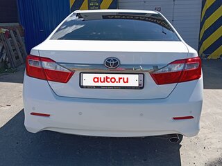 2012 Toyota Camry VII (XV50), белый, 1480000 рублей, вид 3