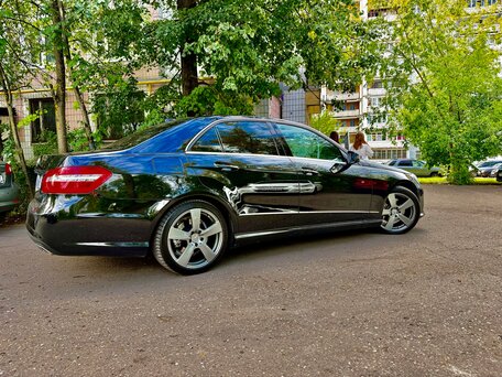 2012 Mercedes-Benz E-Класс 300 IV (W212, S212, C207), чёрный, 1950000 рублей, вид 4