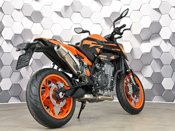 2023 KTM 890 Duke, чёрный, 899000 рублей - вид 6