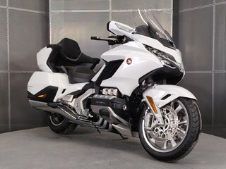 2026 Honda GL 1800 Gold Wing, белый, 3777000 рублей, вид 2