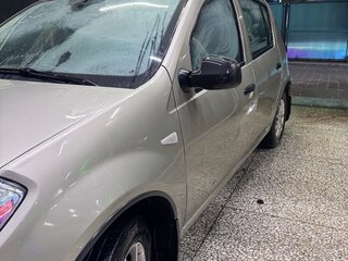 2011 Renault Sandero I, серый, 520000 рублей, вид 4