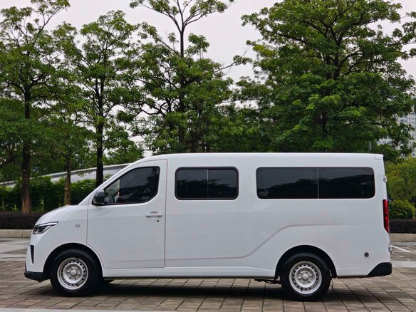 2026 Wuling Yangguang, белый, 1590000 рублей - вид 6