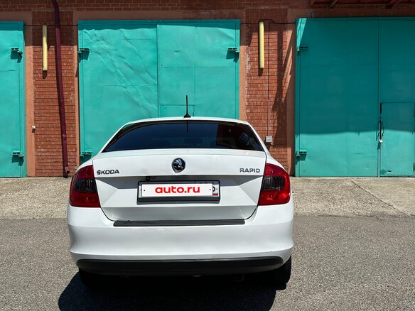 2018 Skoda Rapid I Рестайлинг, белый, 780000 рублей - вид 5