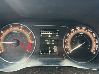 2024 Lada (ВАЗ) Vesta I Рестайлинг (NG), белый, 923000 рублей, вид 3