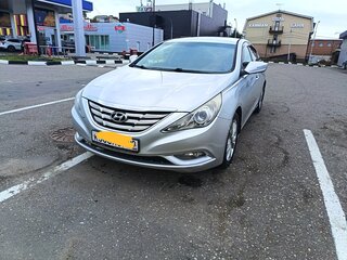 2011 Hyundai Sonata VI (YF), серебристый, 730000 рублей, вид 2