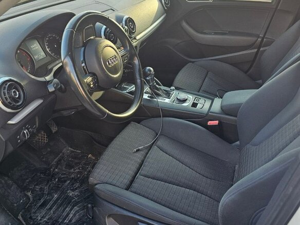 2013 Audi A3 III (8V), белый, 1250000 рублей - вид 4