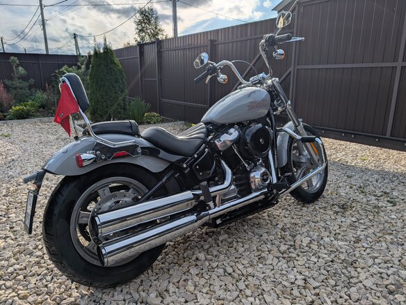 2023 Harley-Davidson Softail Standard, серый, 1300000 рублей - вид 2