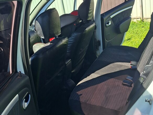 2012 Renault Sandero I, белый, 590000 рублей - вид 6