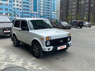 2017 Lada (ВАЗ) 2121 (4x4) Urban I Рестайлинг, белый, 590000 рублей, вид 2
