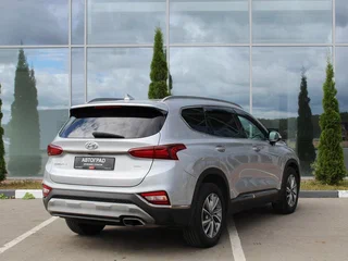 2019 Hyundai Santa Fe IV, серебристый, 2350000 рублей, вид 4