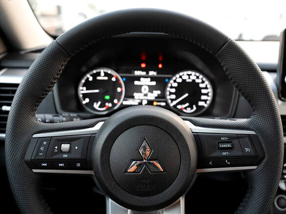 2026 Mitsubishi L200 VI, чёрный, 4100000 рублей - вид 10