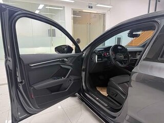 2022 Audi A3 Sportback 35 TFSI IV (8Y), чёрный, 1980000 рублей, вид 5