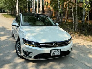 2016 Volkswagen Passat GTE B8, белый, 1850000 рублей, вид 2