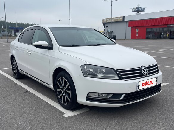 2012 Volkswagen Passat B7, белый, 940000 рублей - вид 2