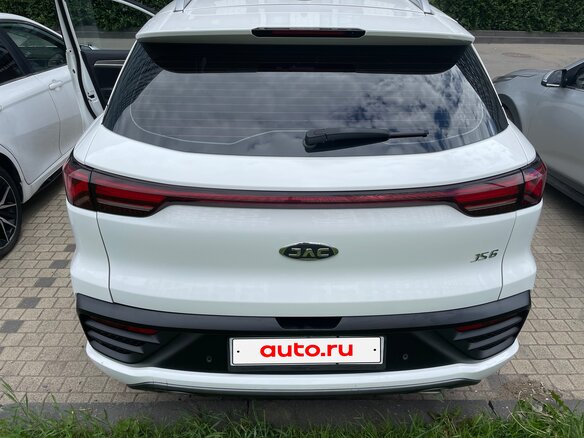 2023 JAC JS6, белый - вид 3