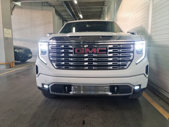 2023 GMC Sierra Crew Cab IV Рестайлинг, белый, 8000000 рублей - вид 20