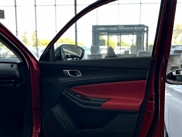 2025 Changan UNI-S I, красный, 3179900 рублей - вид 8