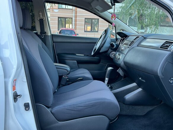 2008 Nissan Tiida I, белый, 720000 рублей - вид 8